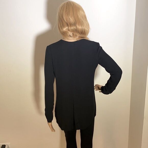 THEORY 100% Silk Back Slit Blouse. Black. Size XS/P - Picture 5 of 8